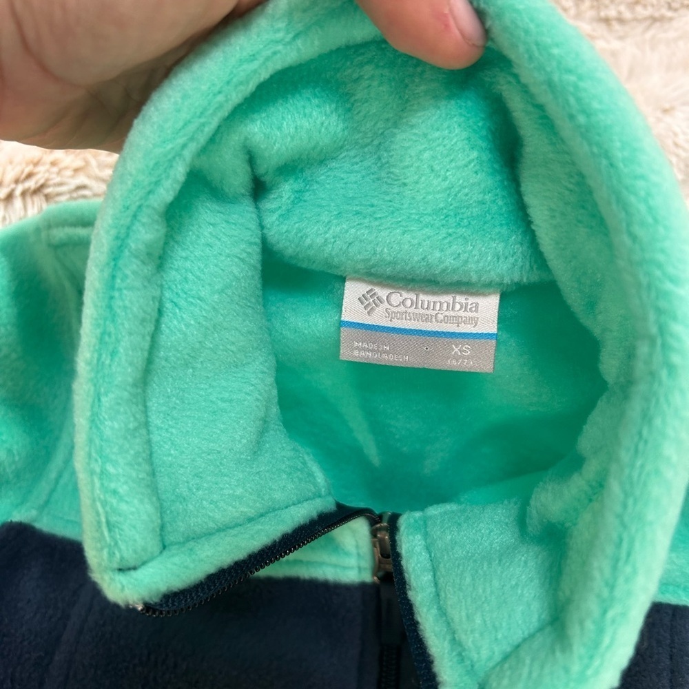 NWT Columbia - Fleece - youth XS - Picture 3 of 4